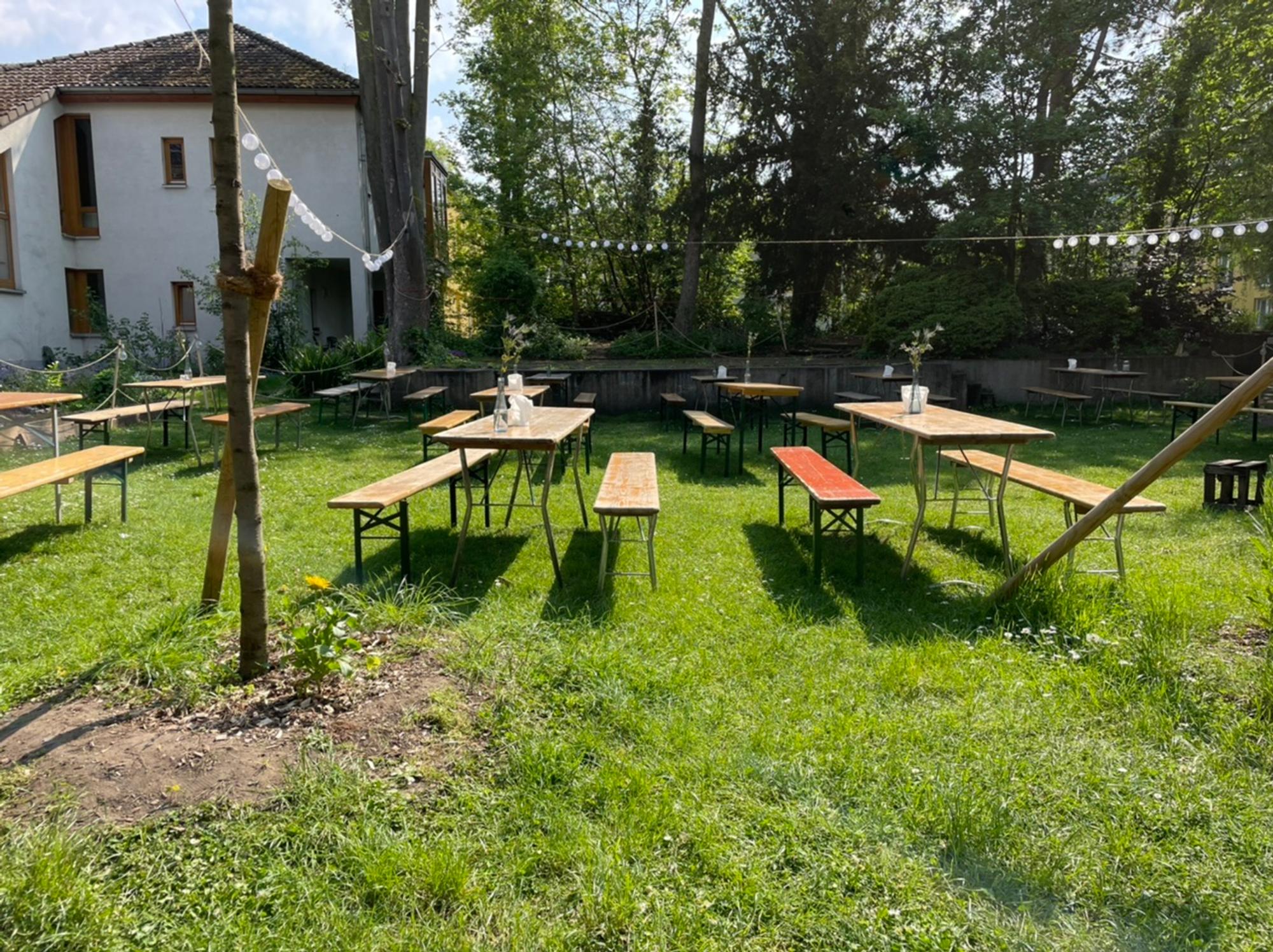 Weingarten Bänke