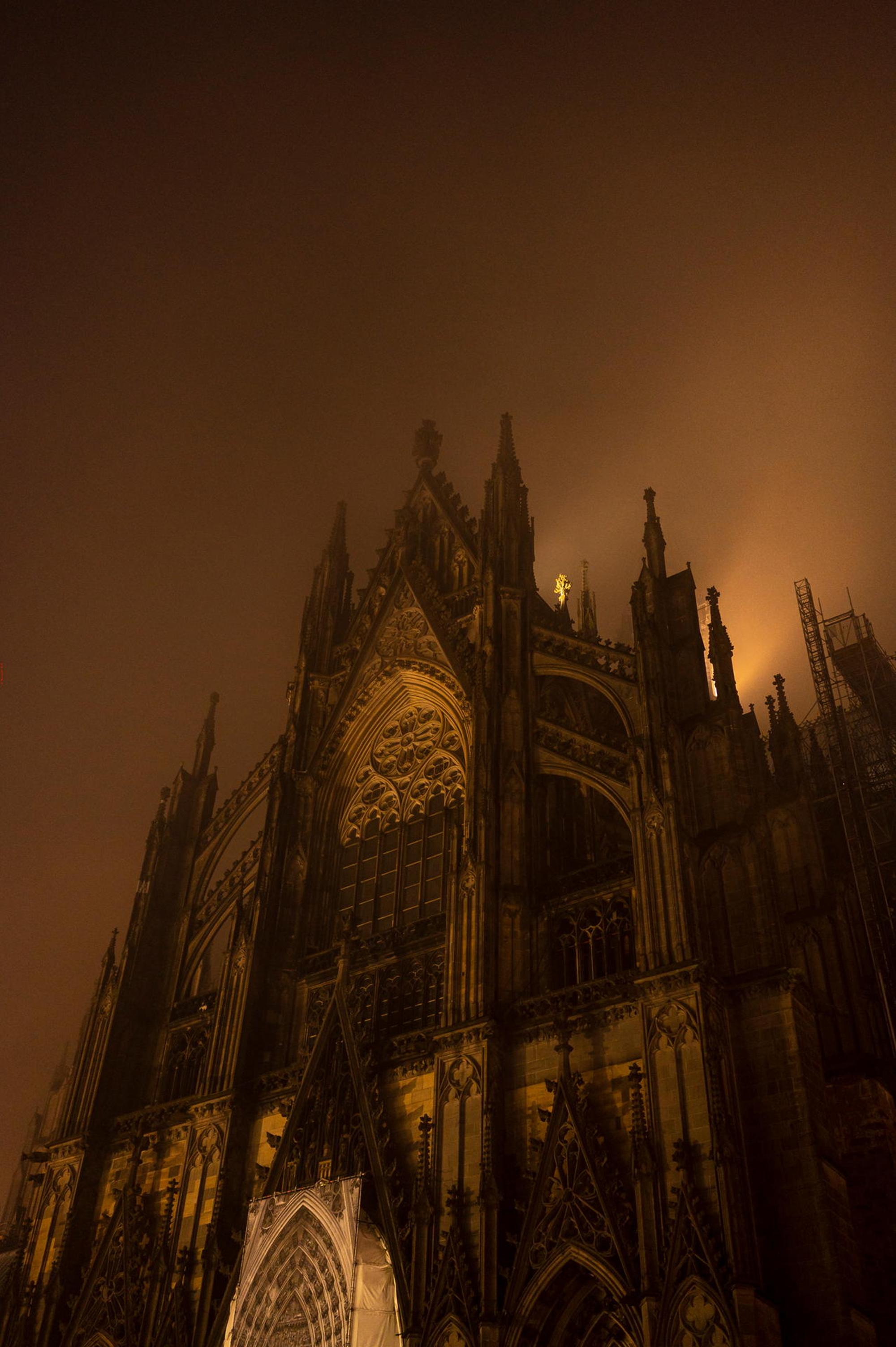 Die Nordseite im Nebel, fotografiert am 31.Dezember 2019, 22.21 Uhr.