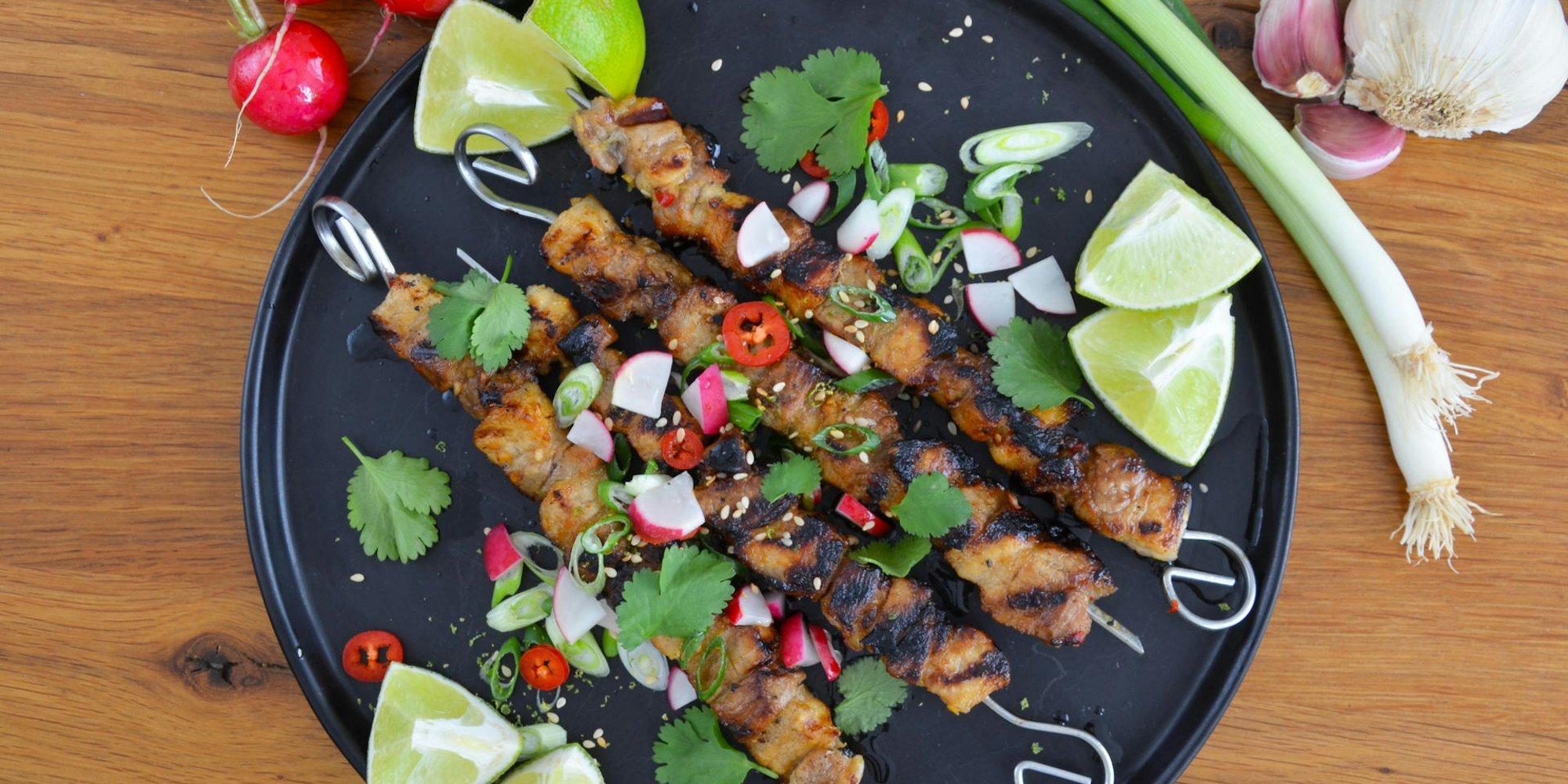 Gegrillte_Bauchfleischspiesse