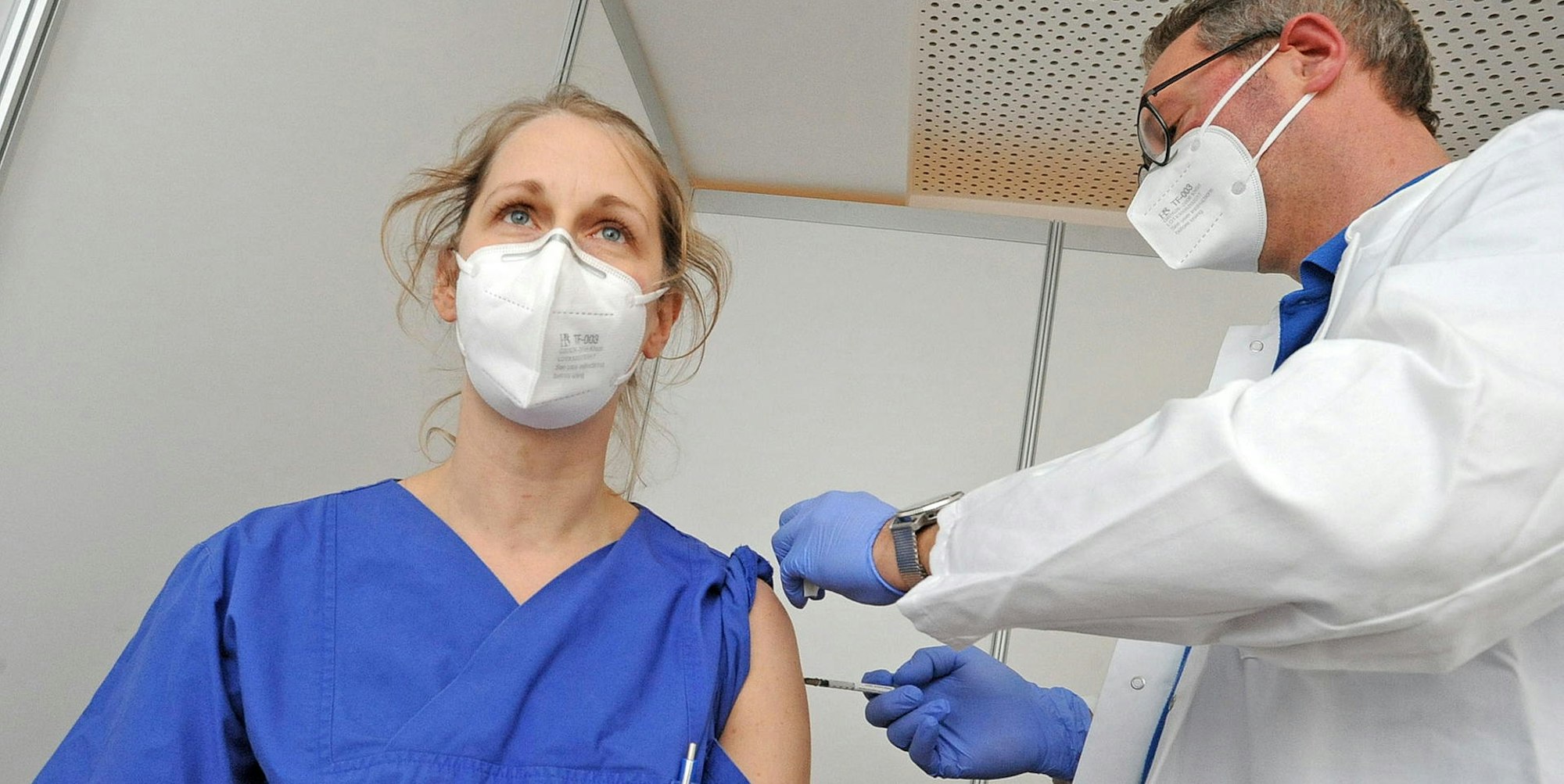 LE_impfstart-krankenhaeuser_(7)