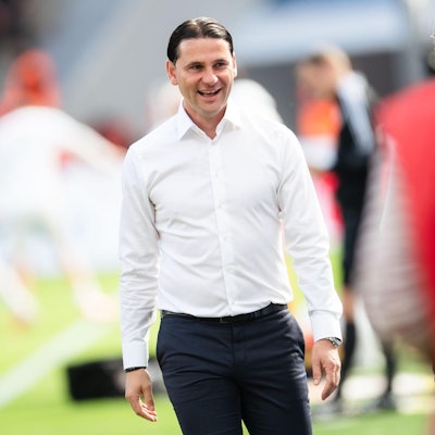 87DBF212-46AB-44B7-A940-70533FD0945B