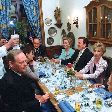 Clinton Em Krützche