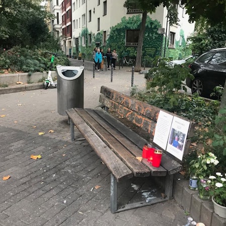 Bank Brüsseler Platz