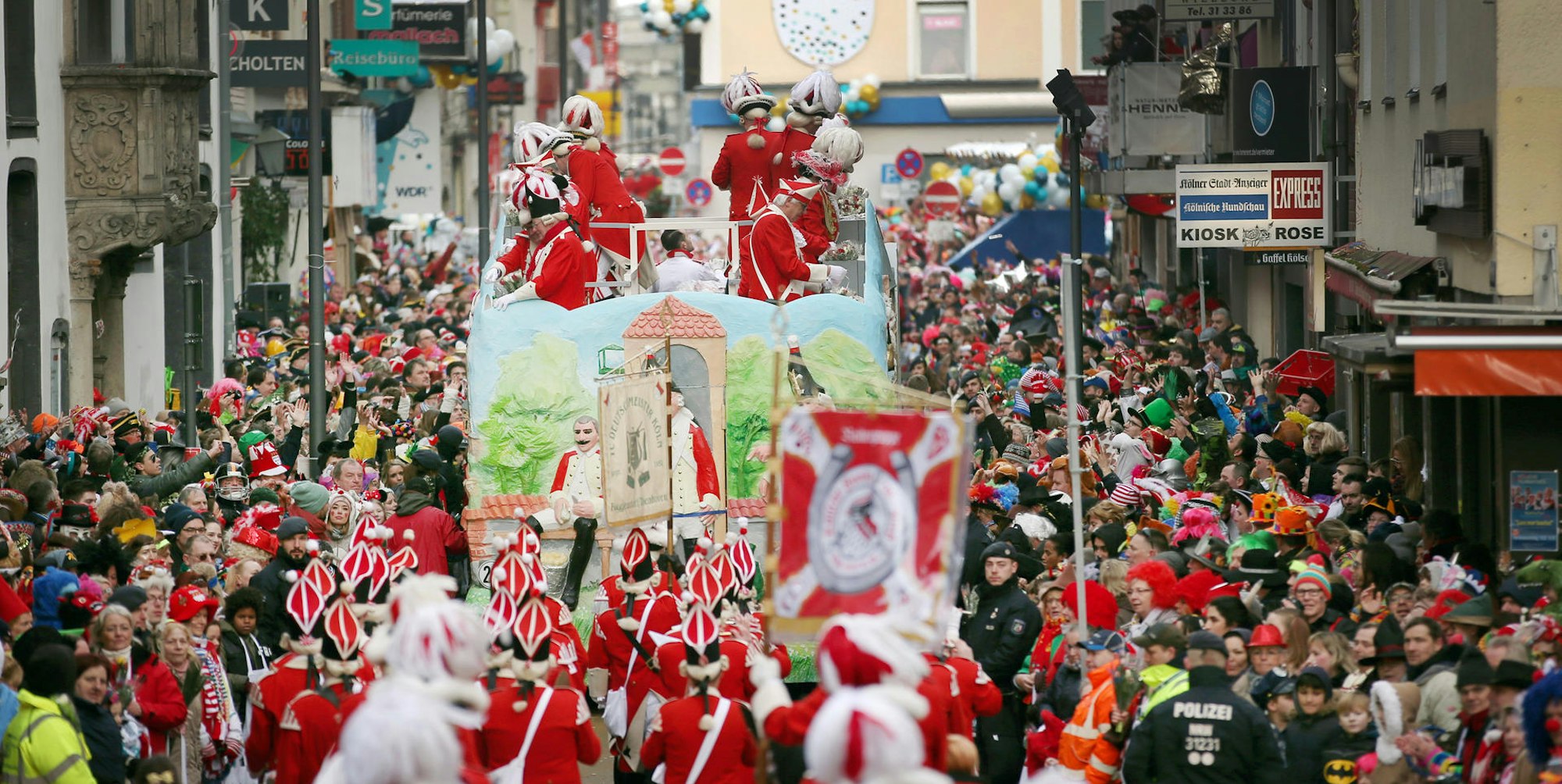 Rosenmontagszug Köln dpa