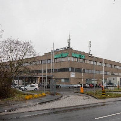 rde_KP_Kaufhof_Logistikzentrum_Porz1