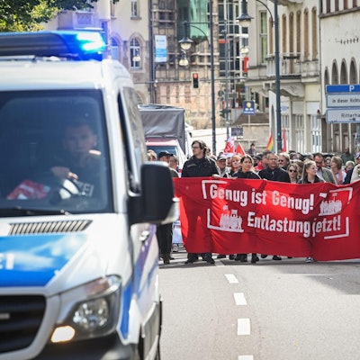 Genug ist Genug Demo