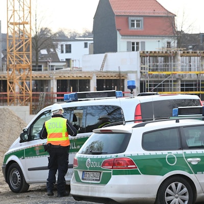 Baustelle „Stadtquartier 13“, Razzia Zoll 3