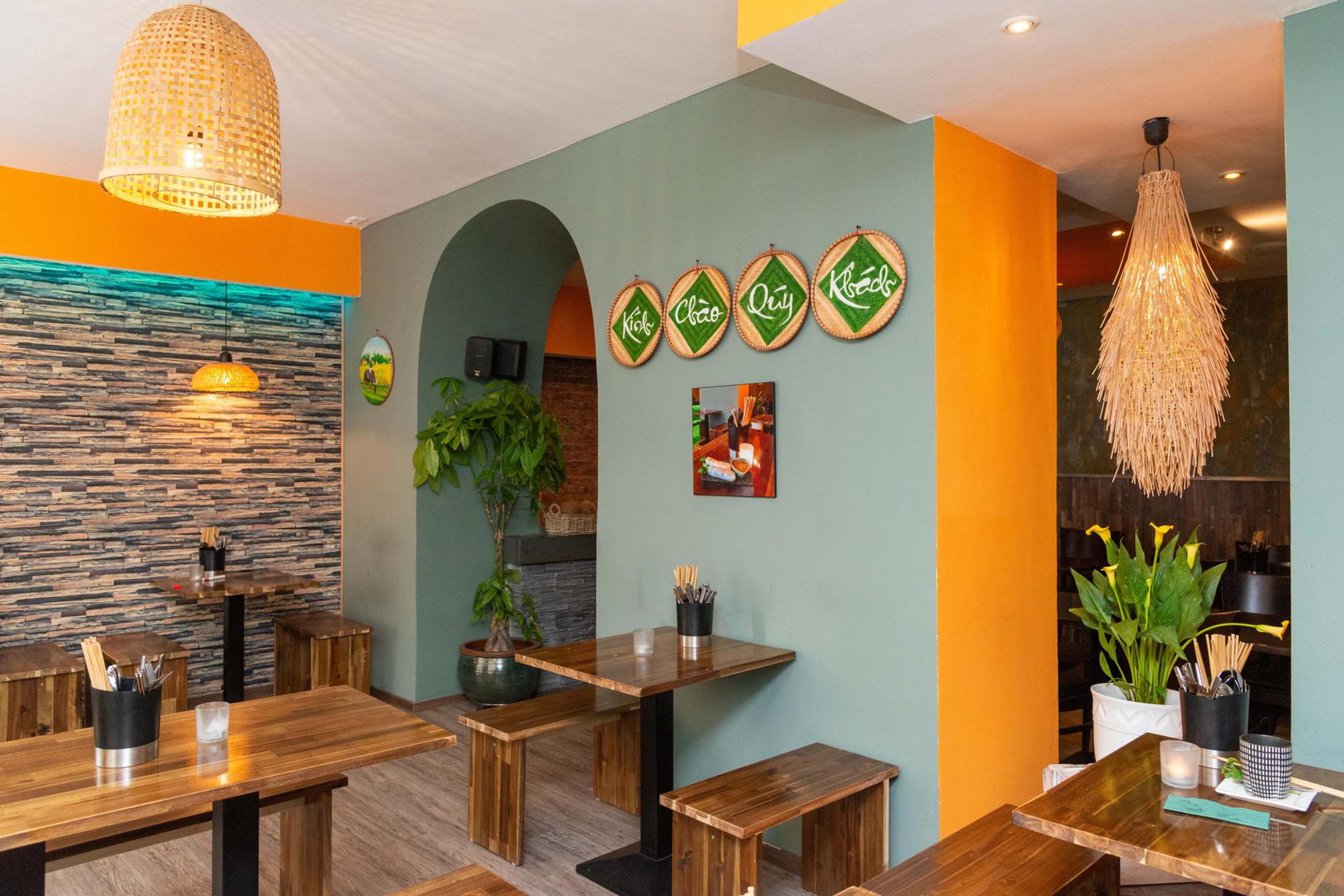 Der Innenraum des Restaurants Lua by Danny.