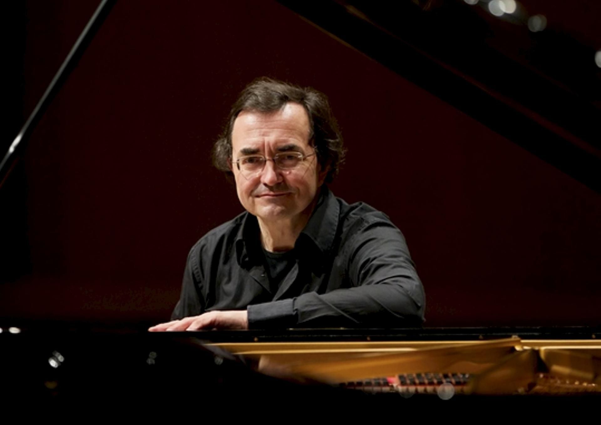 Pi­erre-Lau­rent Aimard