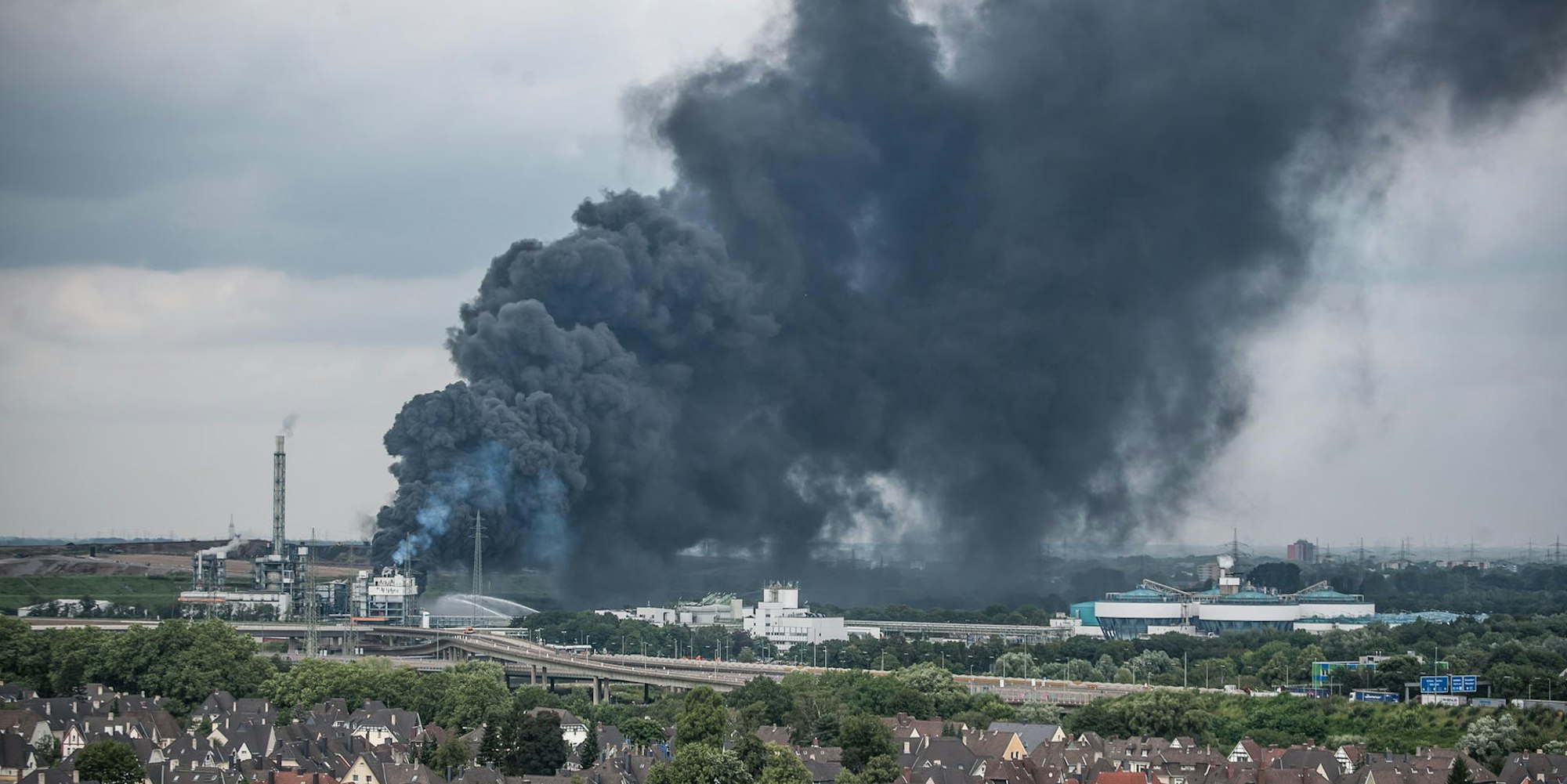 EXPLOSION_SONDERMUELLVERBRENNUNG_RLE_Leverkusen0727202_3