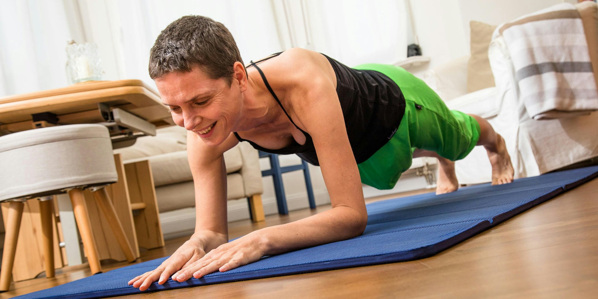 Mit_Schwung_in_den_Tag fitness übungen zuhause