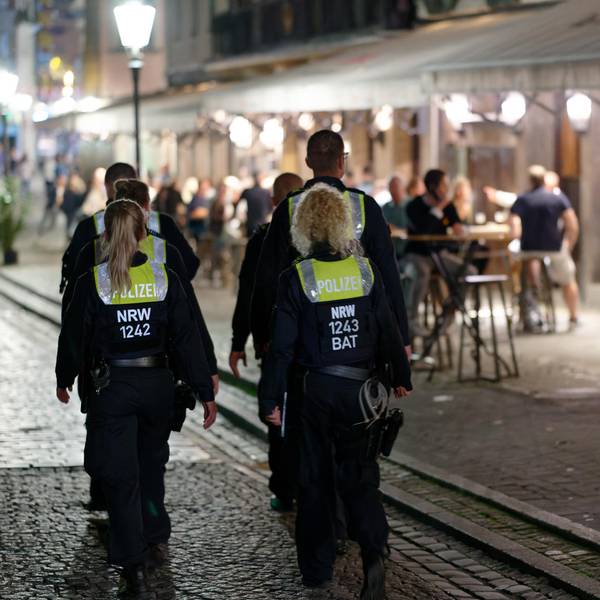 Altstadt Düsseldorf Messerattacke Festnahme