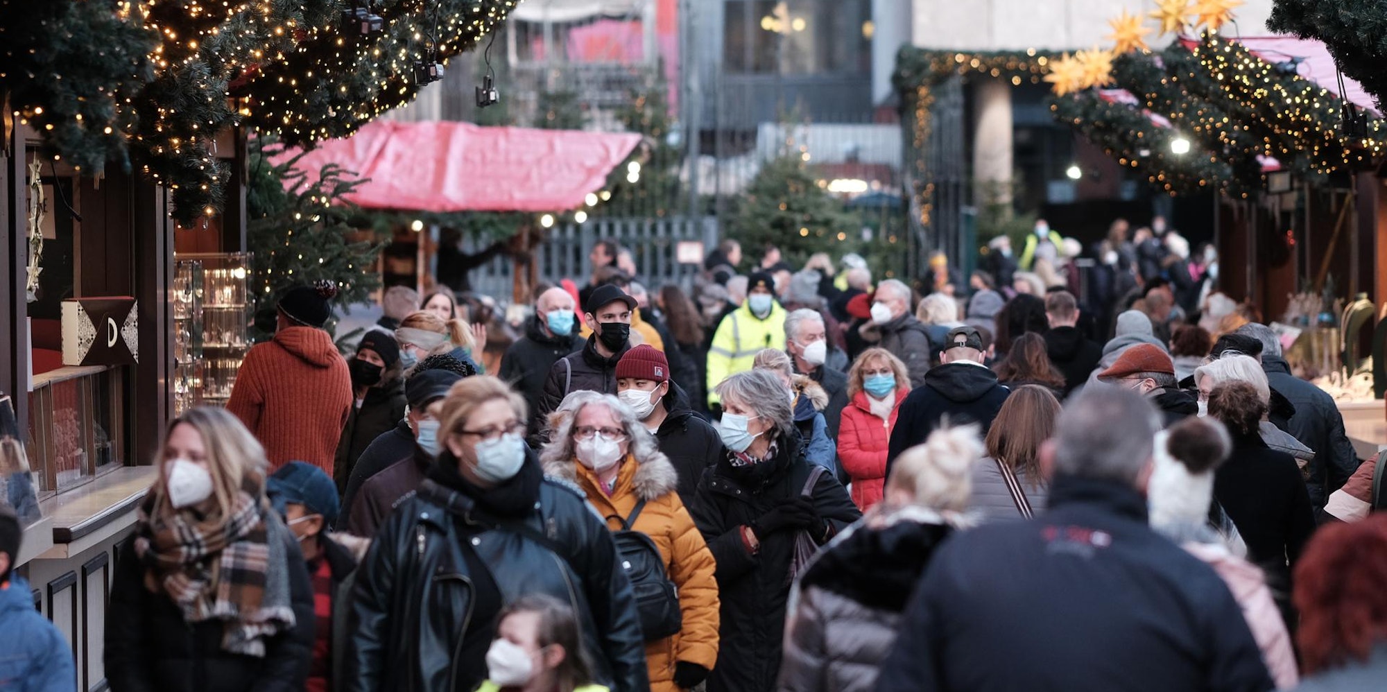 Weihnachtsmarkt_Roncalliplatz