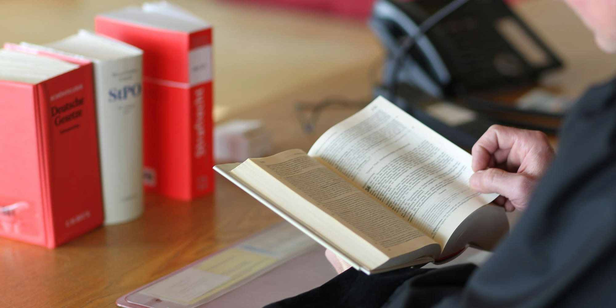 Siegburg_Amtsgericht_Symbol_Gerichtssaal