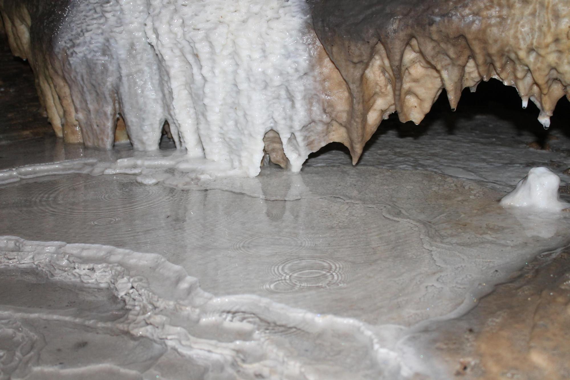 2017.12.14 HW 11) Heinrichshöhle Durchgang zum Wächter
