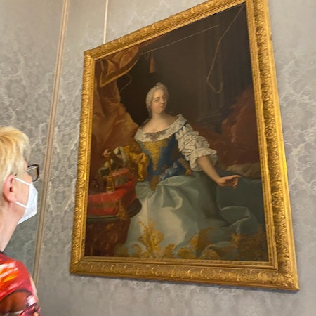 Brühl Schloss Augustusburg Frauen-2