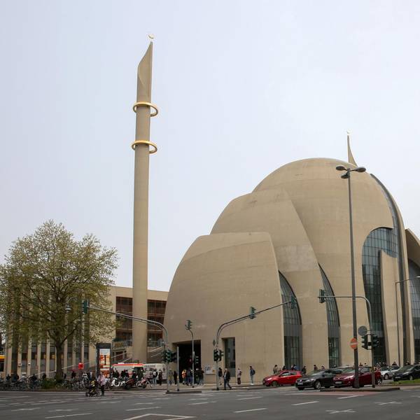 Impfaktion Moschee außen GOYERT
