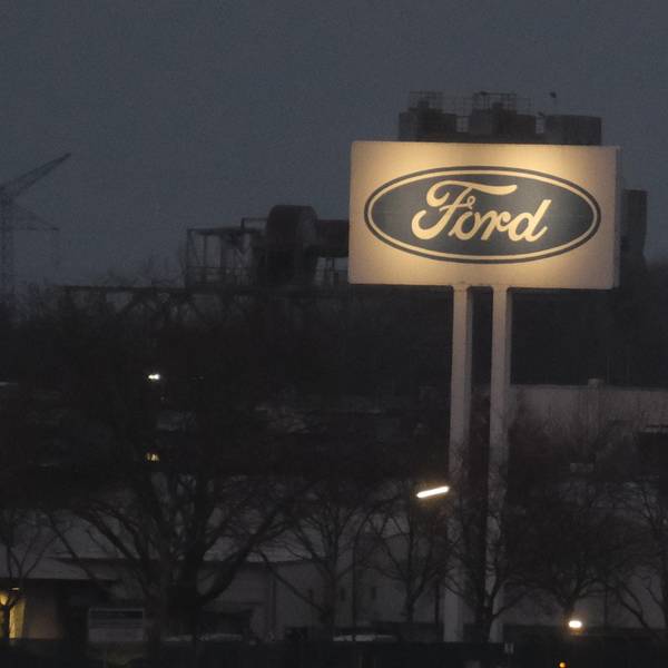 Ford bei Nacht Grönert