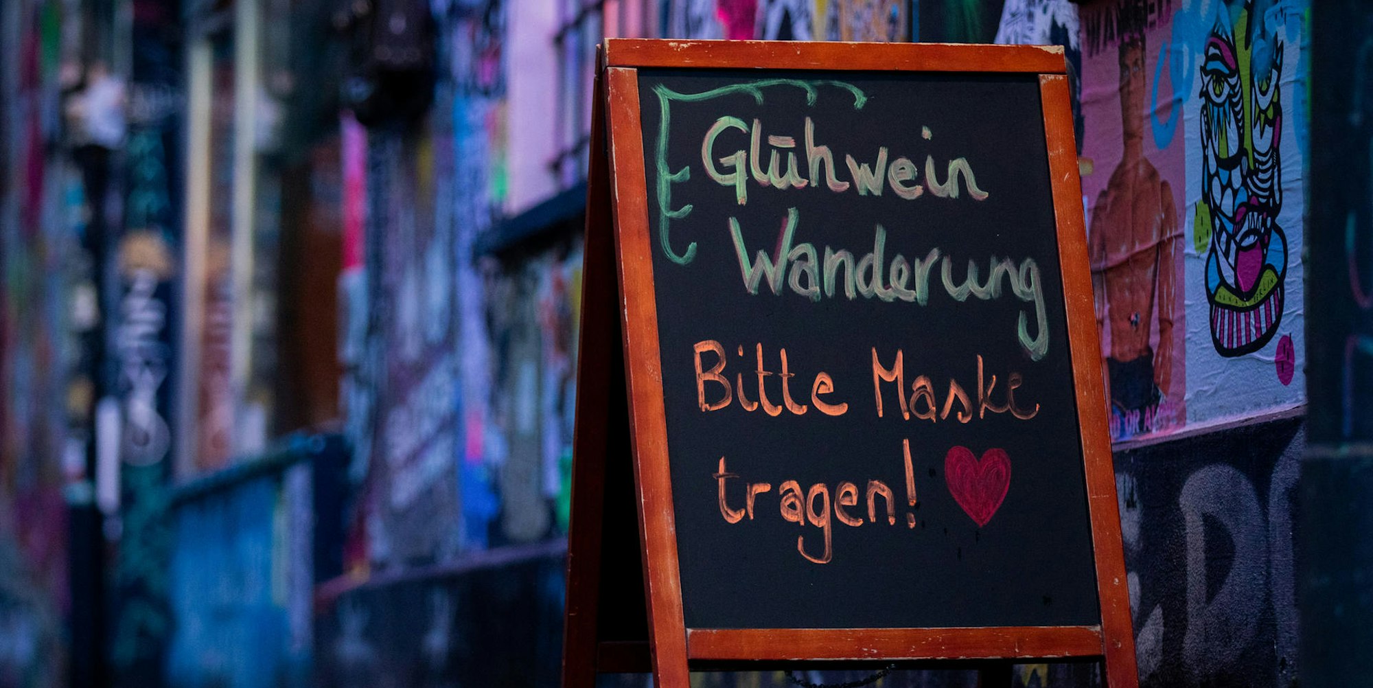 Gluehwein_fuer_unter_67614957