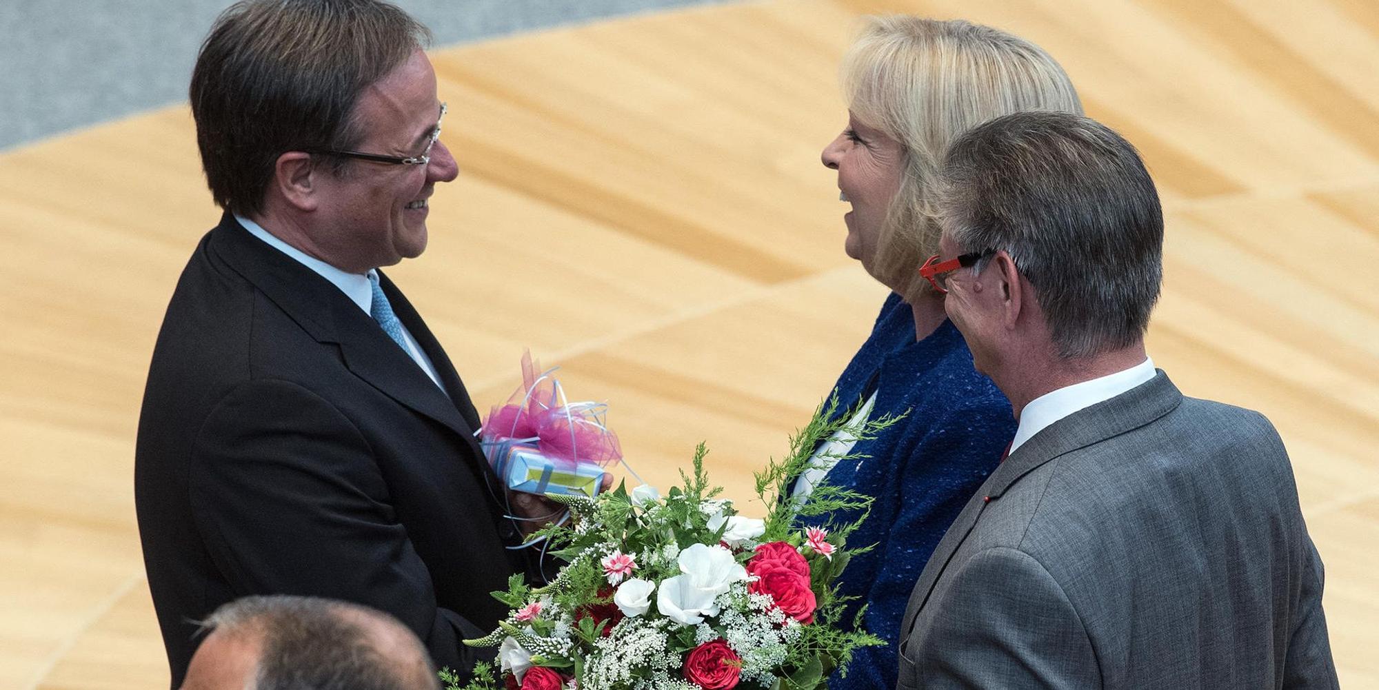 laschet kraft blumen