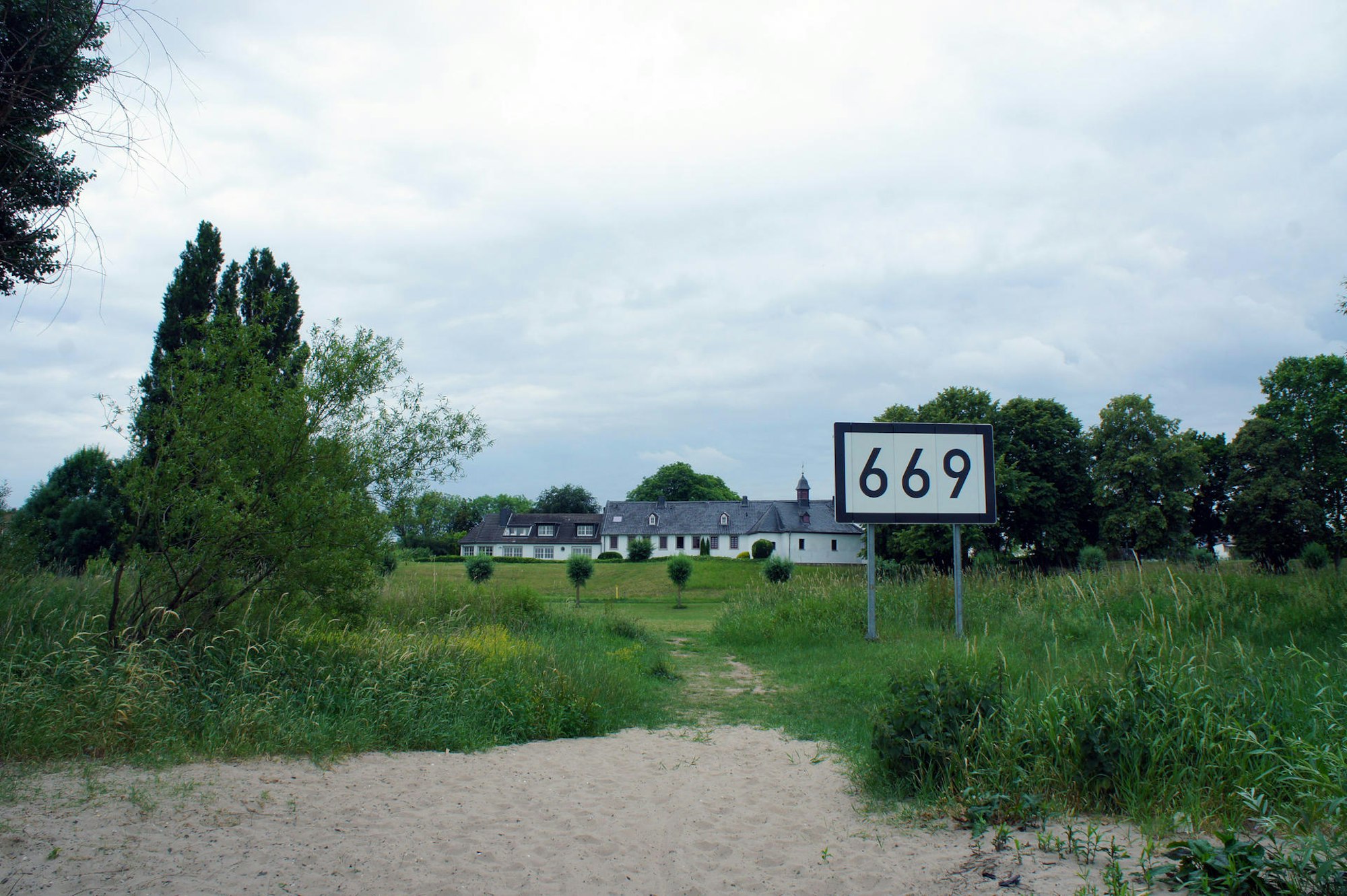 STRAND SERIE Wesseling Beach km 669