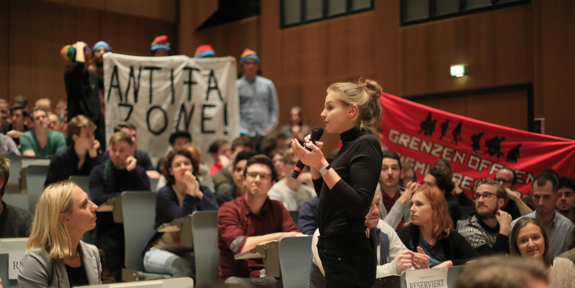 iPhone_7516811136__KRA1318