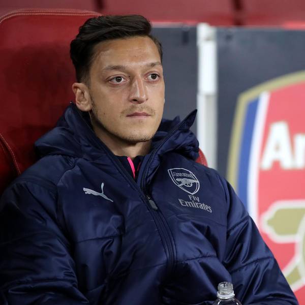 Özil dpa 171019