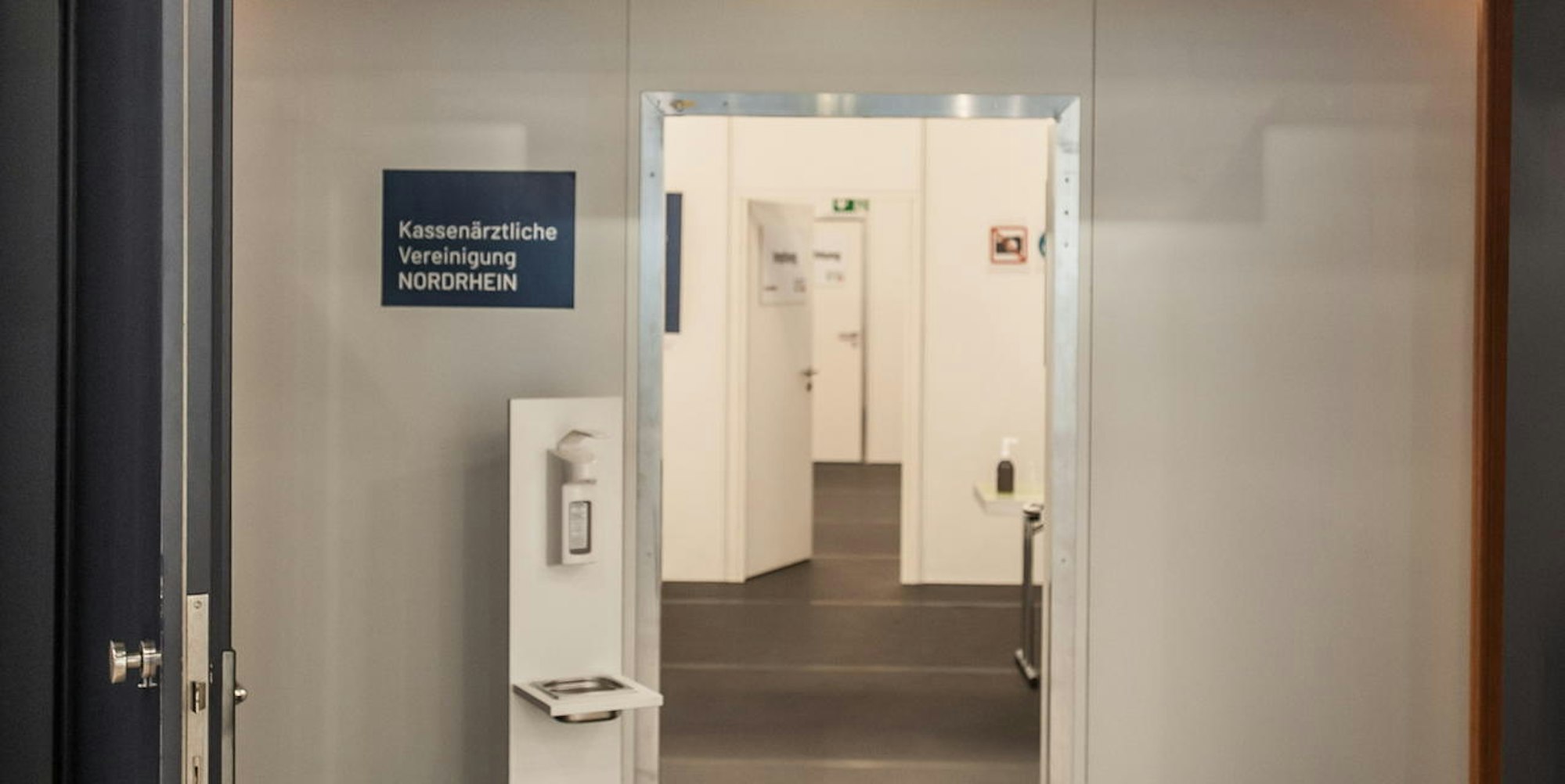 impfbeginn-corona-impfzentrum_leverkusen__ALF_7158