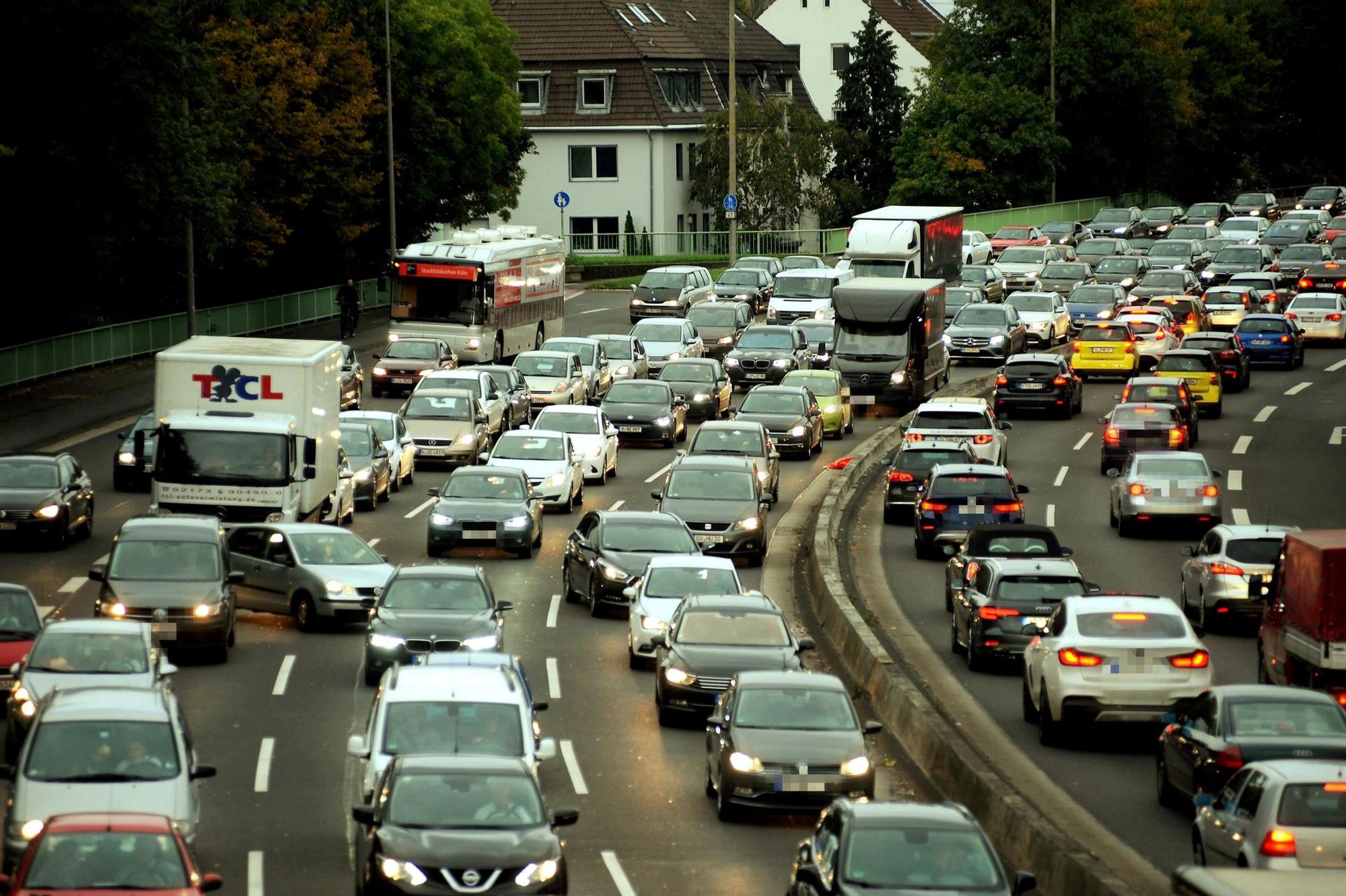 Stau Innere Kanalstraße