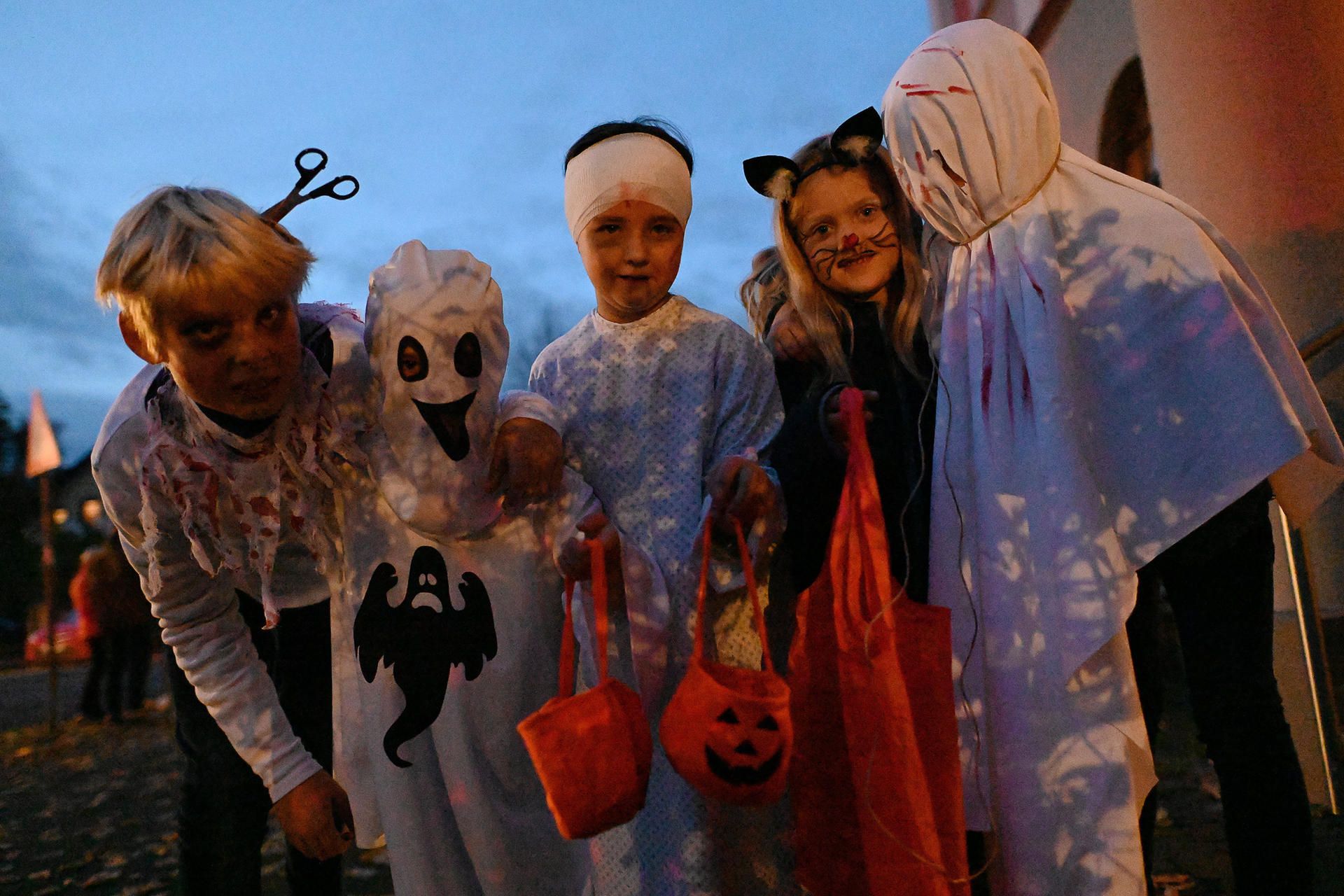 Halloween Kinder