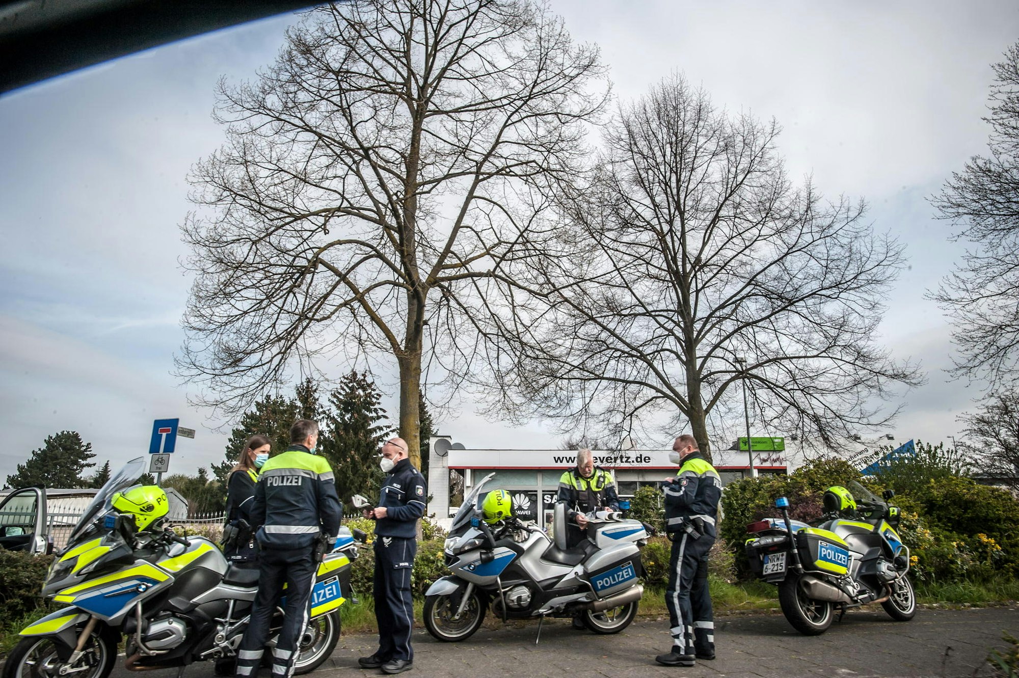 beerdigung_adam_goman_LE-leverkusen09042021ALF_9941