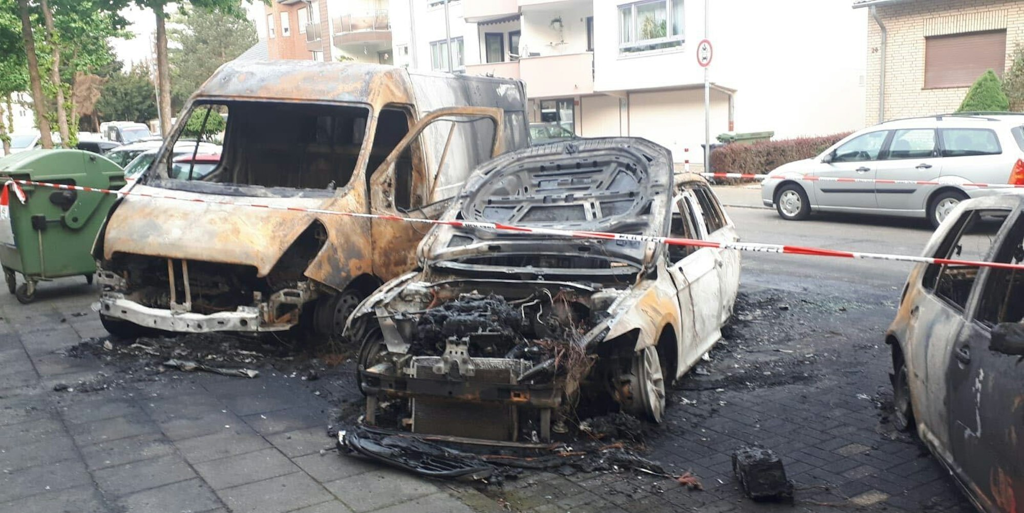 Auto Brand Holweide1