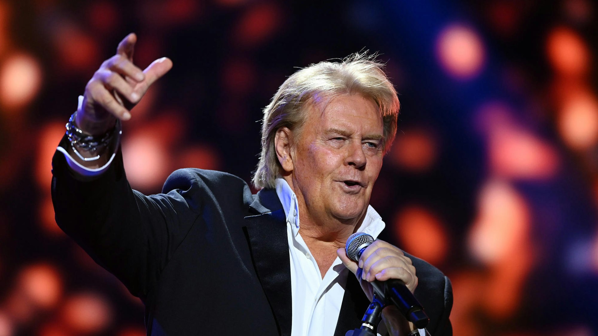 Howard Carpendale auf der Bühne.