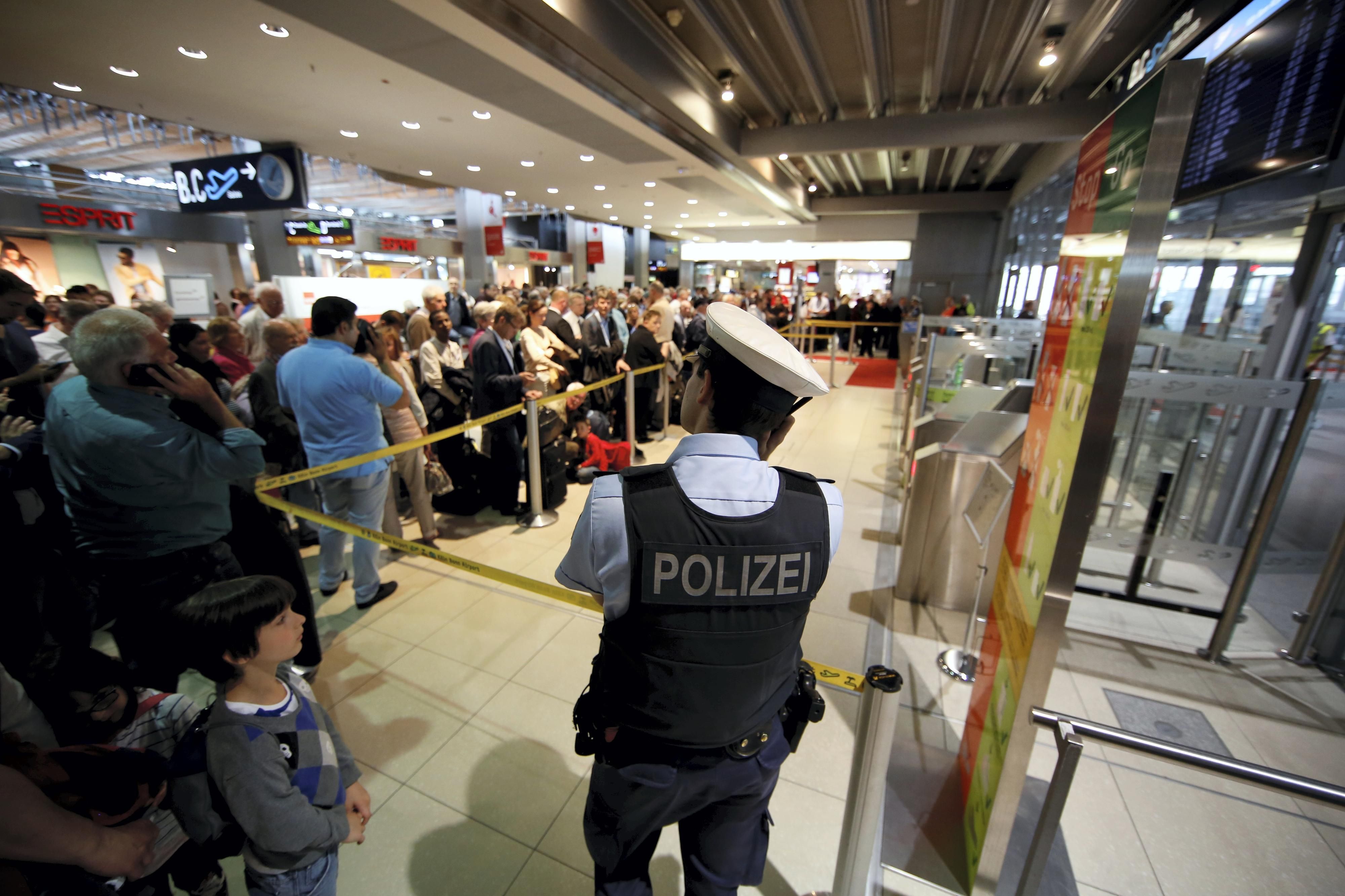 kra_airport007