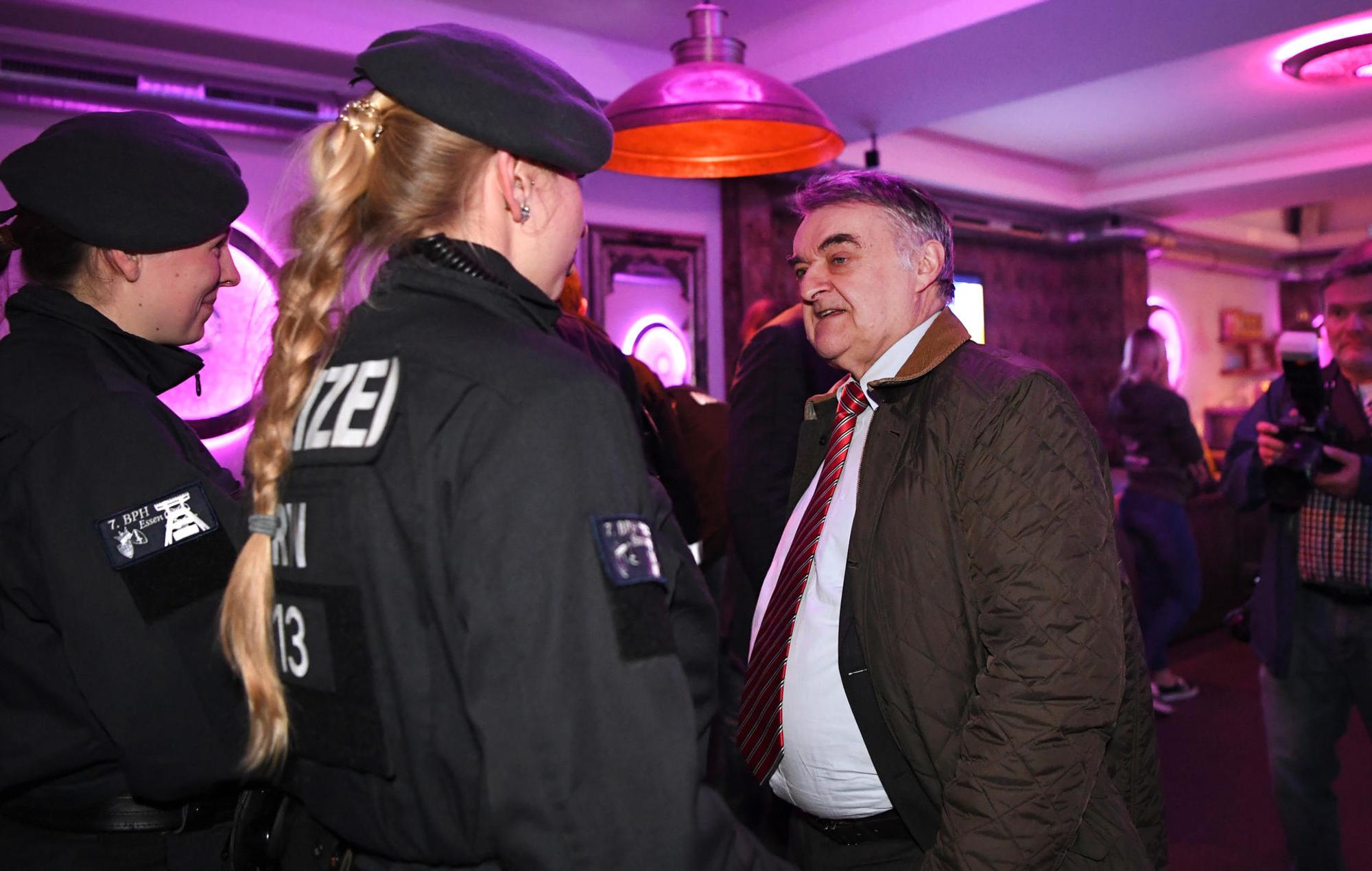 Razzia Essen Libanesen-Clan Reul und Polizei