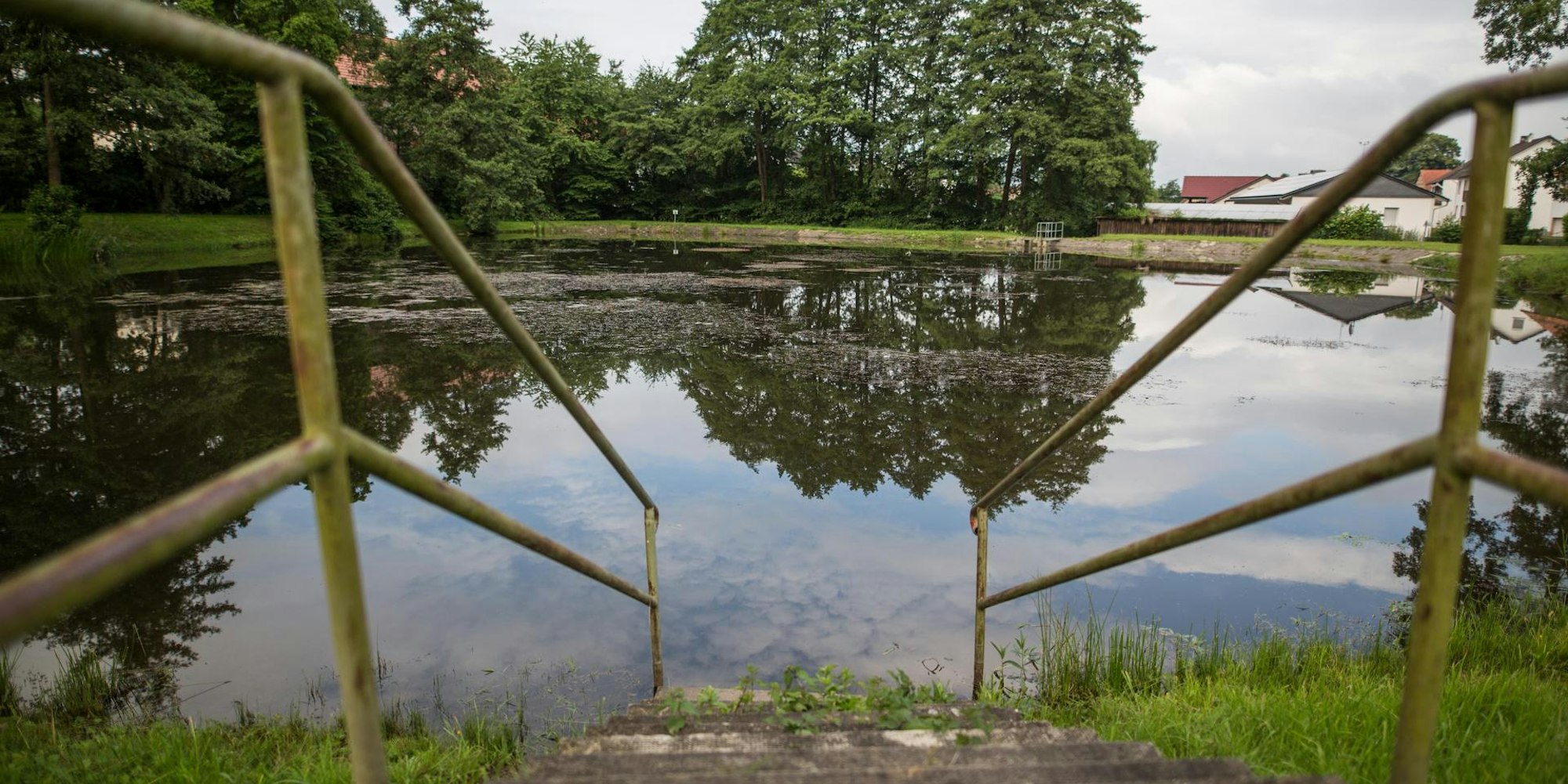 Löschteich Symbolbild