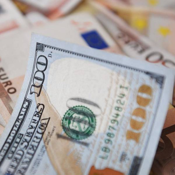 Dollar Euro 1300722
