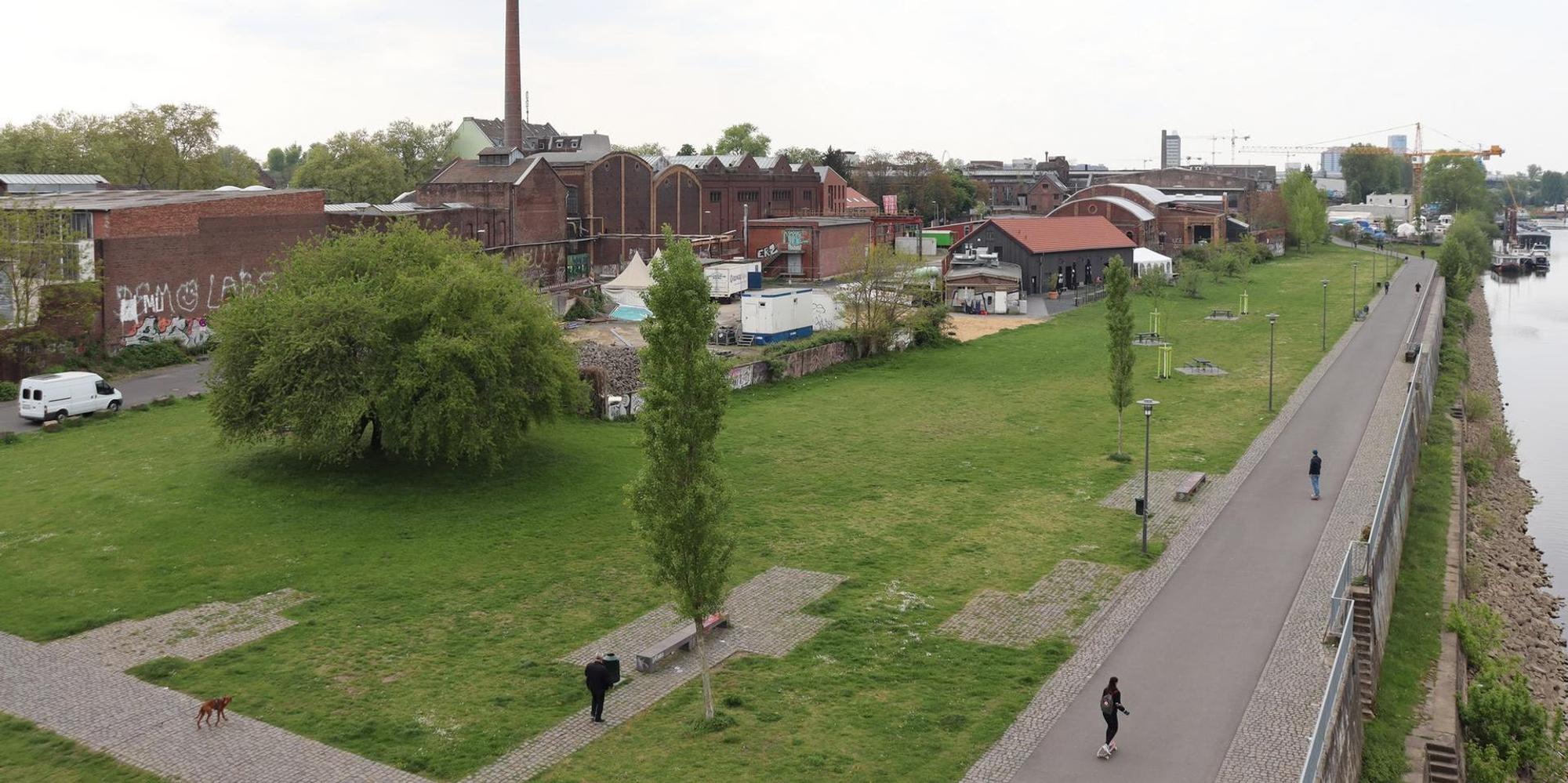 Mülheim Hafen