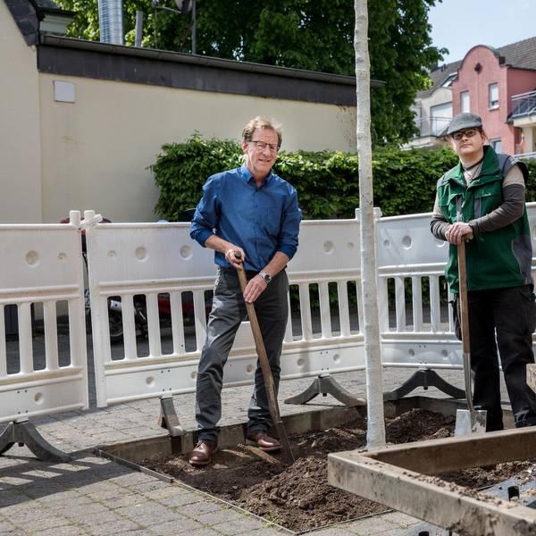 20220427-MBA-Baumpflanzung-14