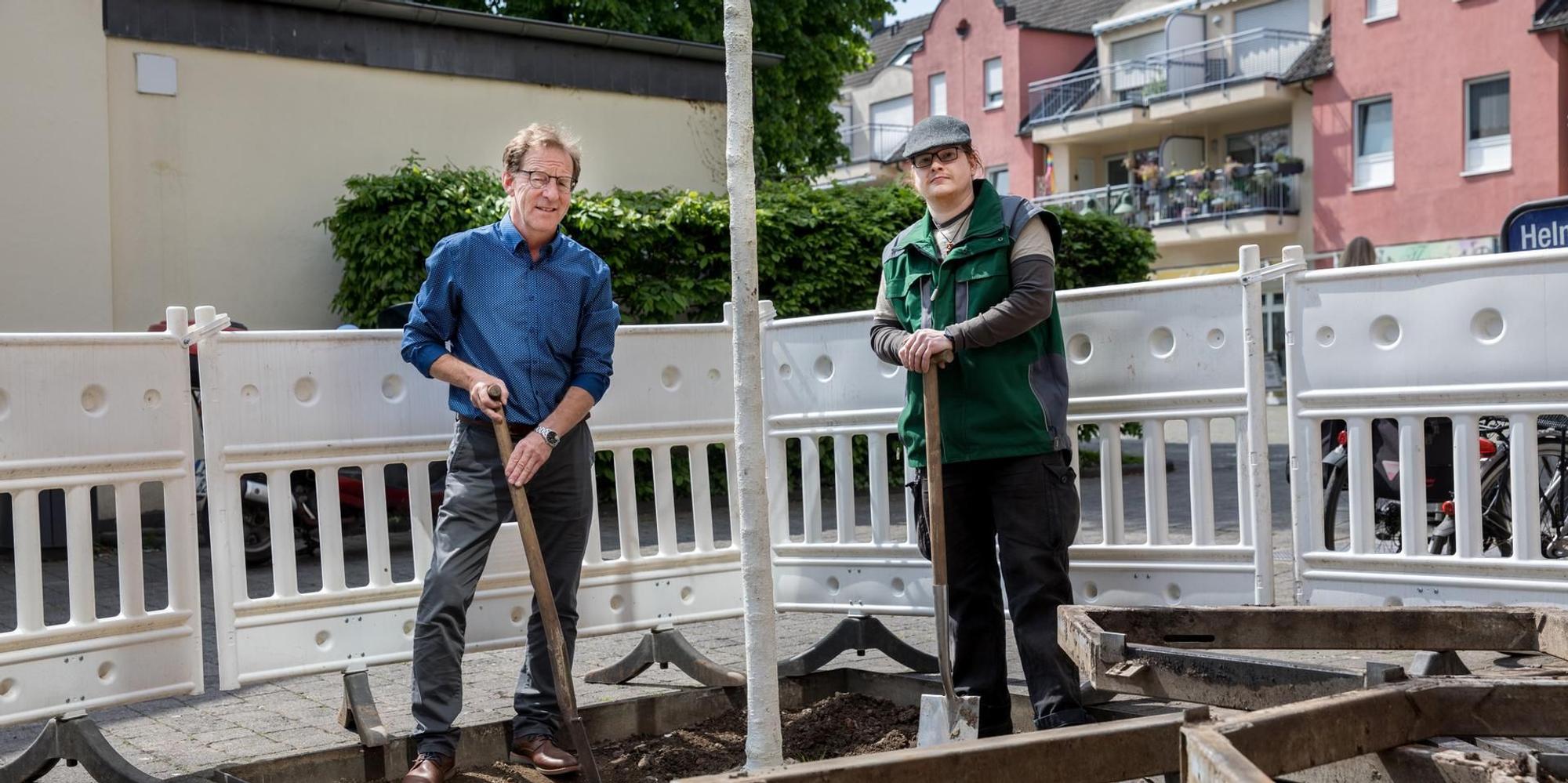 20220427-MBA-Baumpflanzung-14