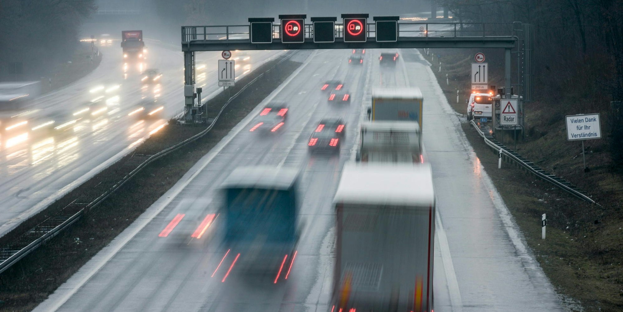 Falsche Poliziseten LKW 081219