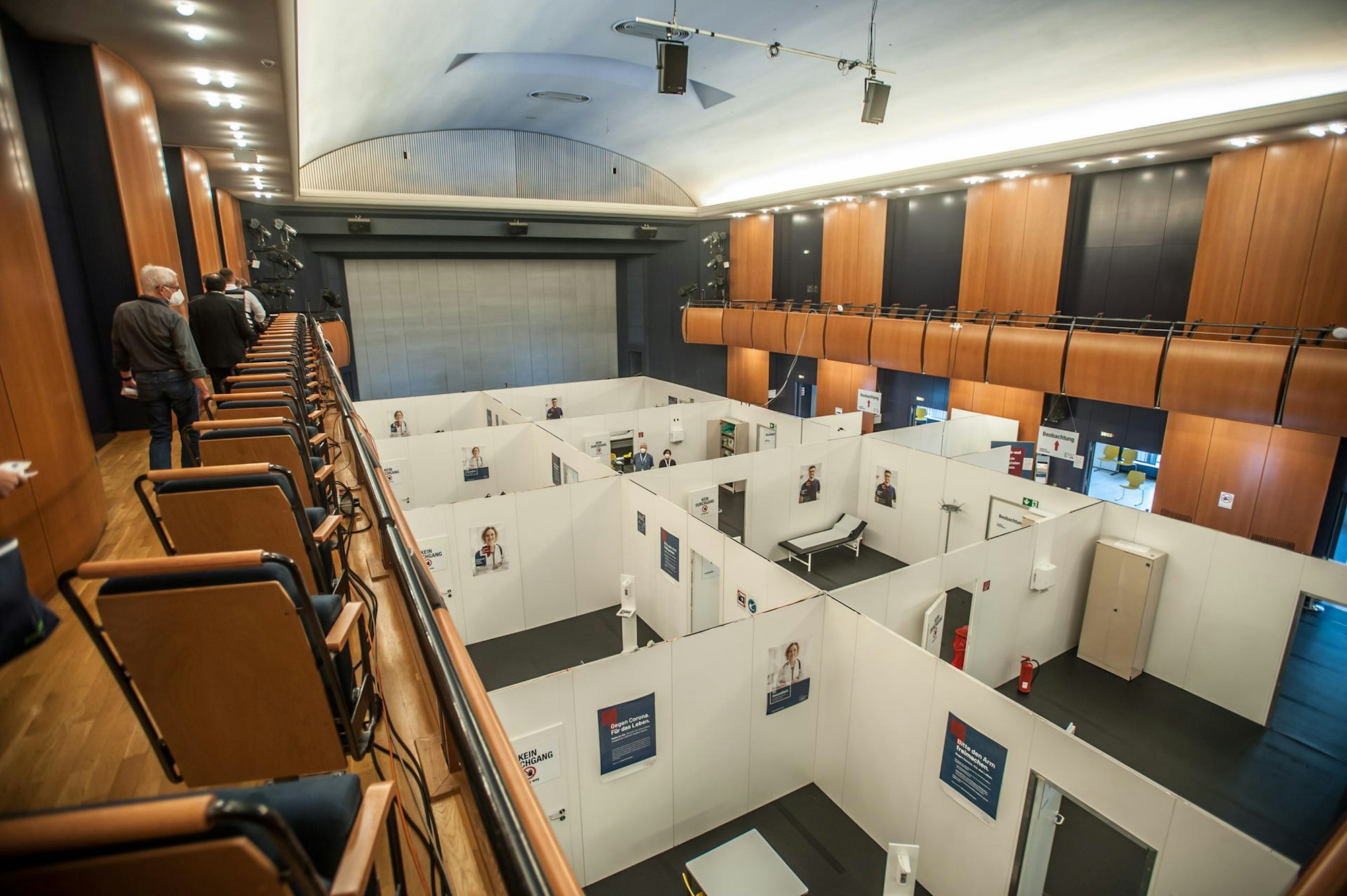 letzter-tag-impfzentrum__RLE_Leverkusen09302021ALF_0527