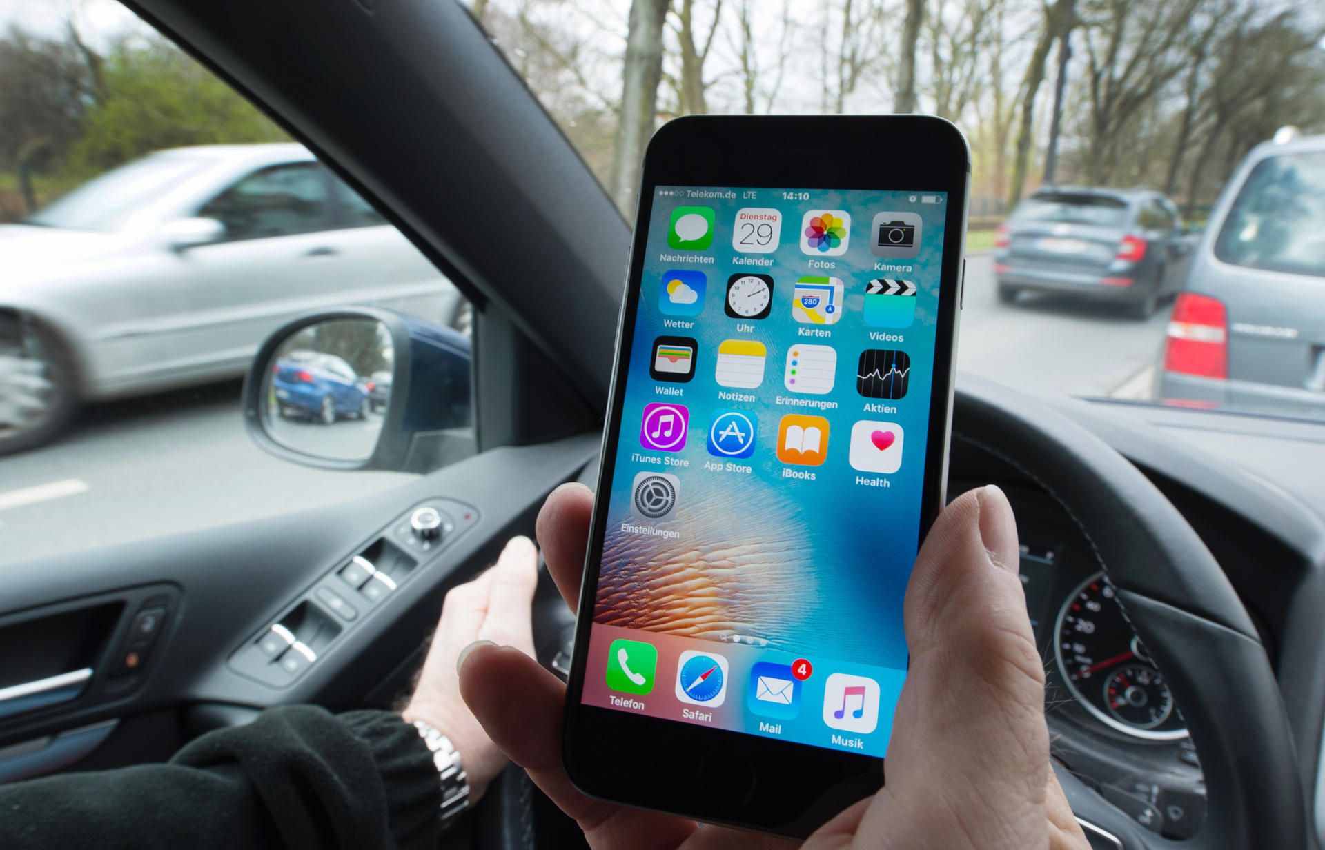 Kontrolltag Handy am Steuer