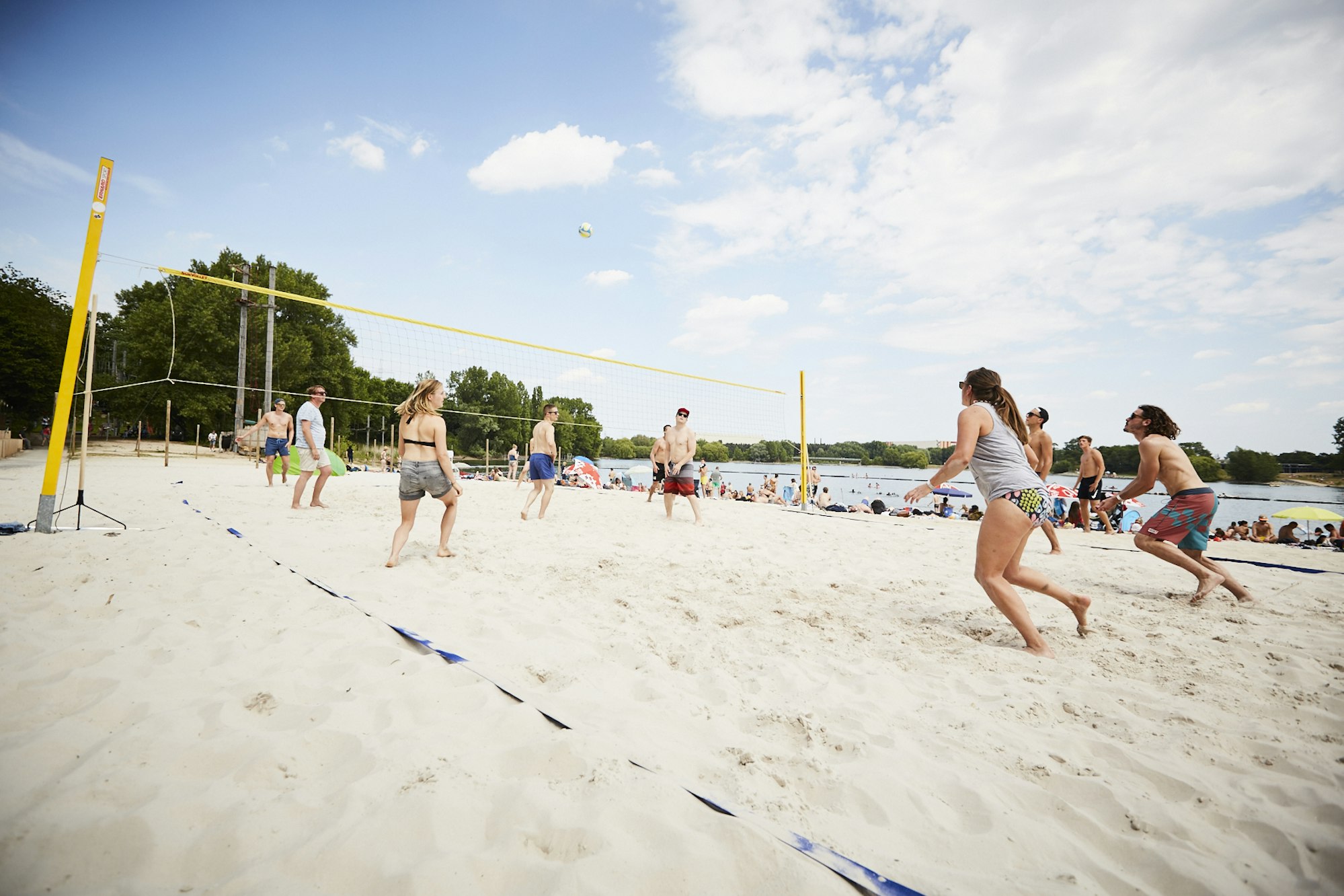 Blackfoot Beach Beachvolleyball Lisa Beller ganzer Platz