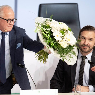 35391B3C-FC9B-4C58-842F-CDFF079AC858