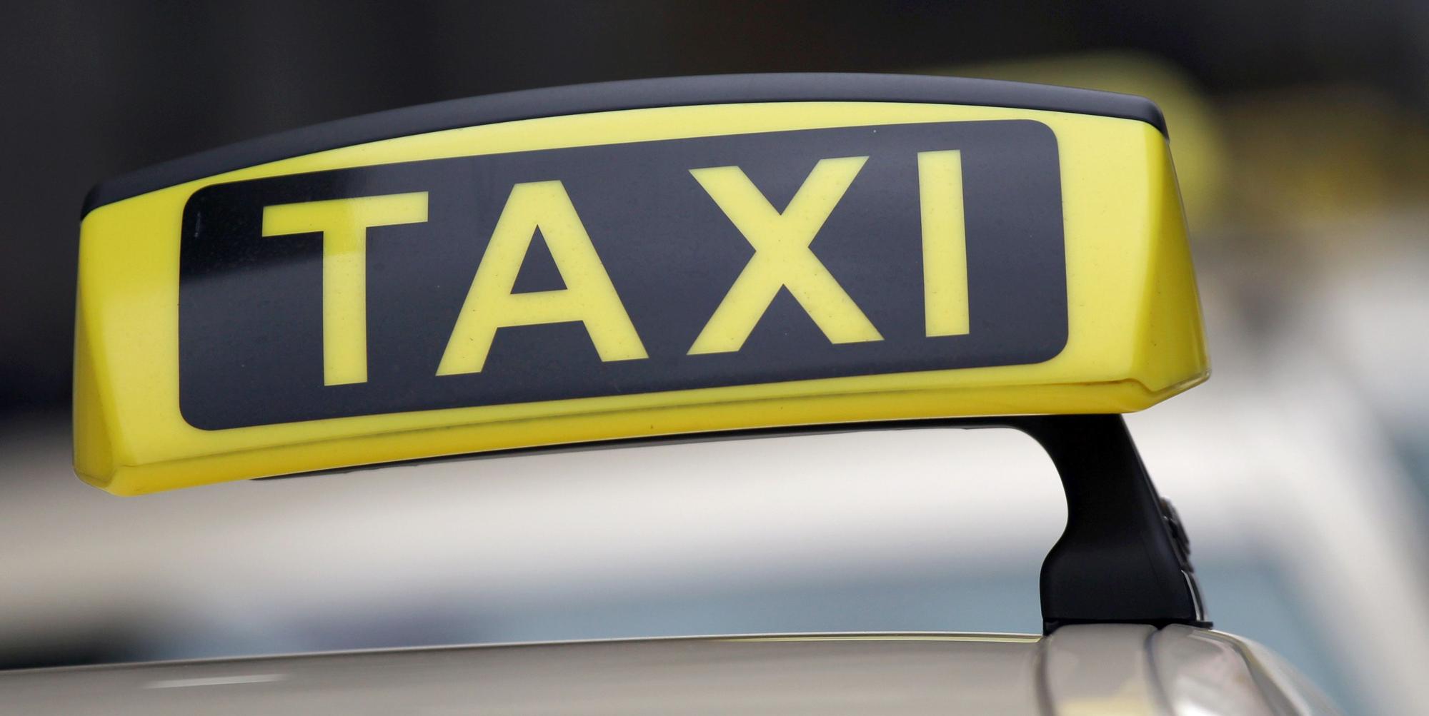 taxi (1)