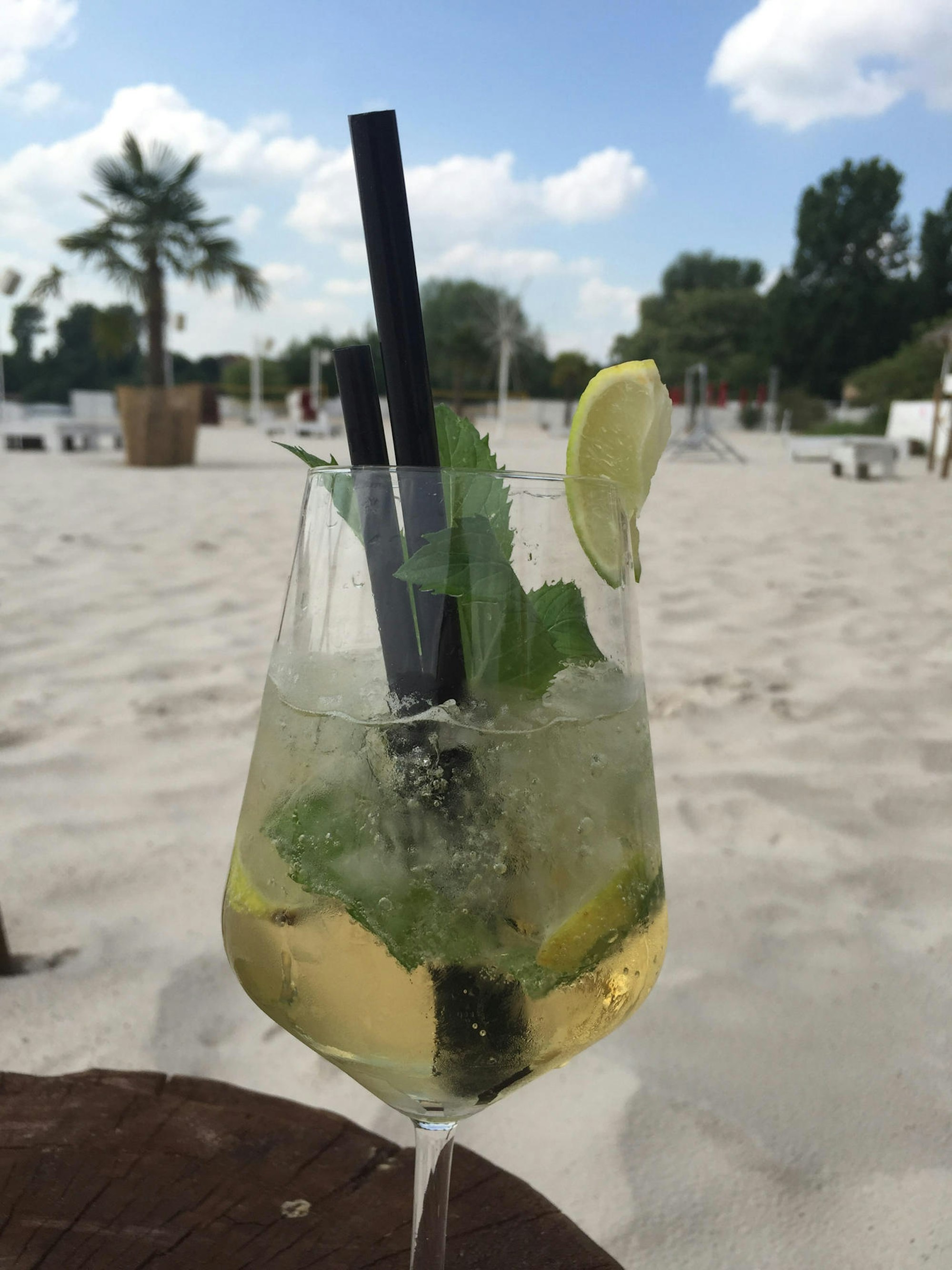 sundown beach lio lepping