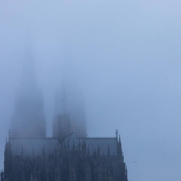 Dom im Nebel dpa