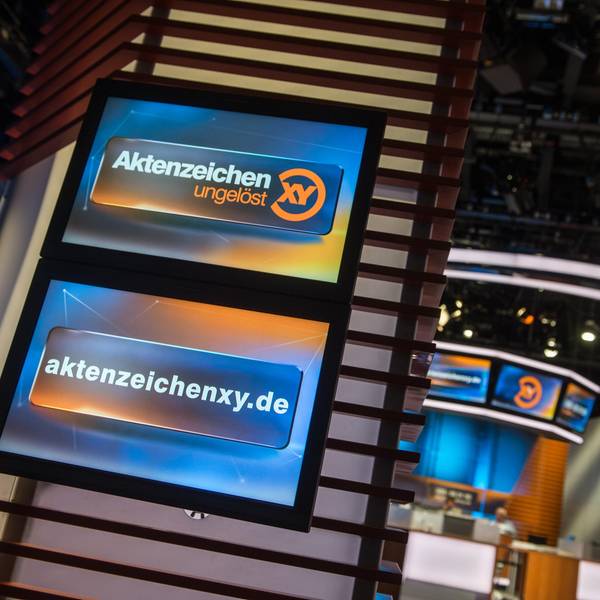 Ein Blick ins Studio der ZDF-Fernsehsendung „Aktenzeichen XY ungelöst“