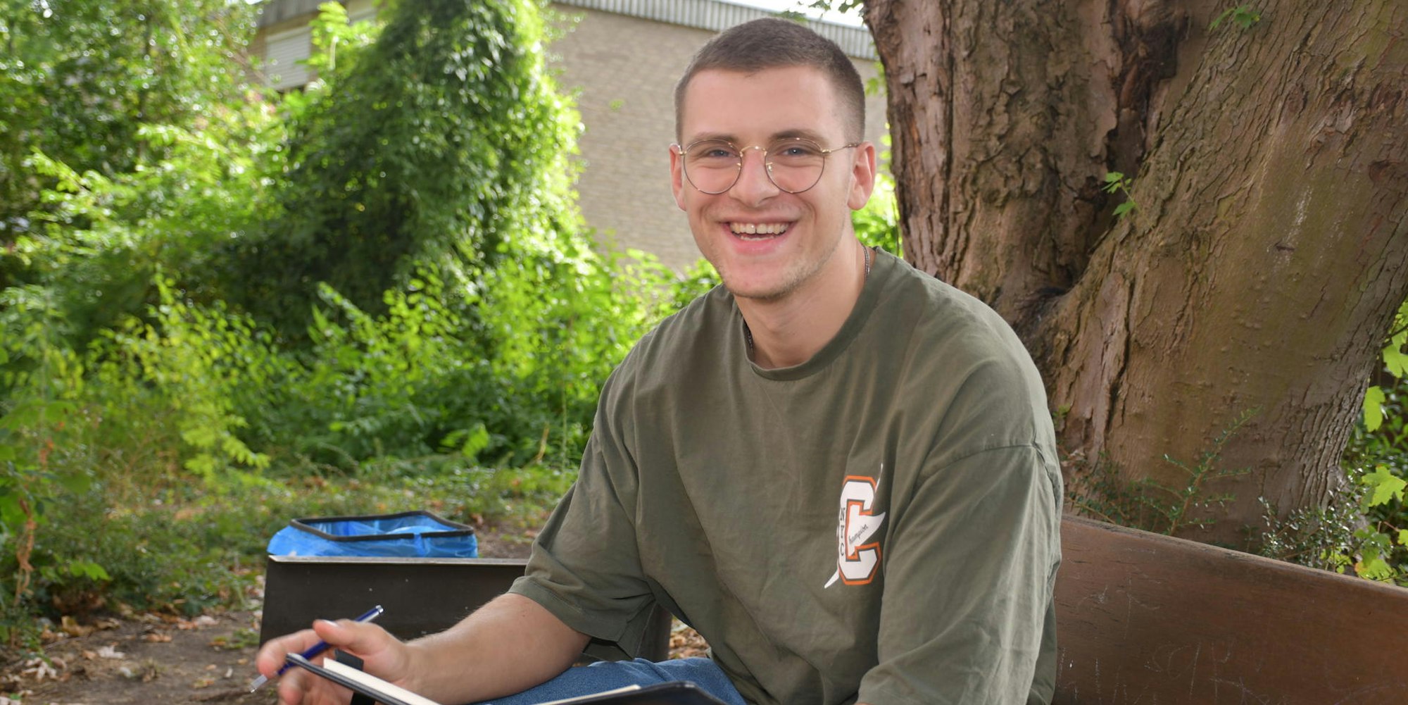 Hürth Valon Krasniqi Schauspiele